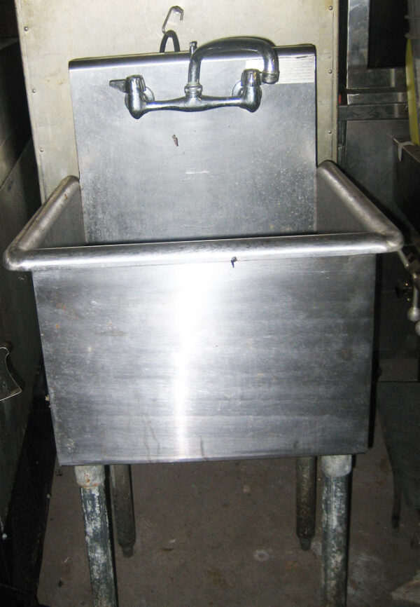 Advance Tabco Stainless Steel Prep SInk 18x18
